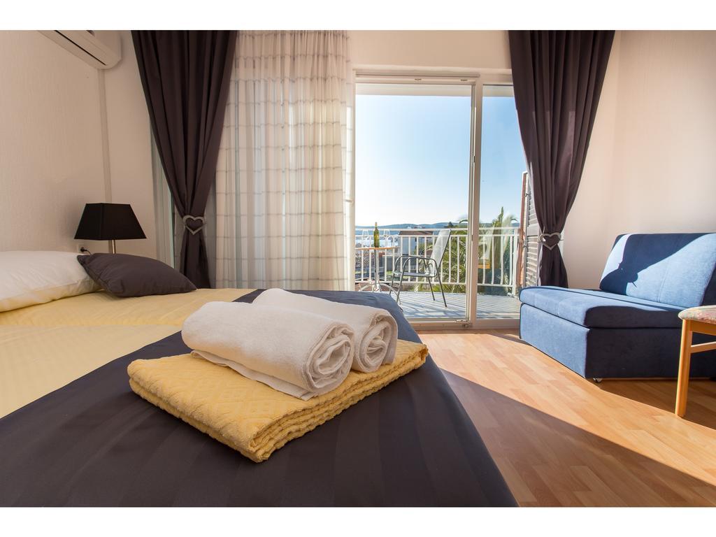 Lanterna Rooms Turanj Εξωτερικό φωτογραφία