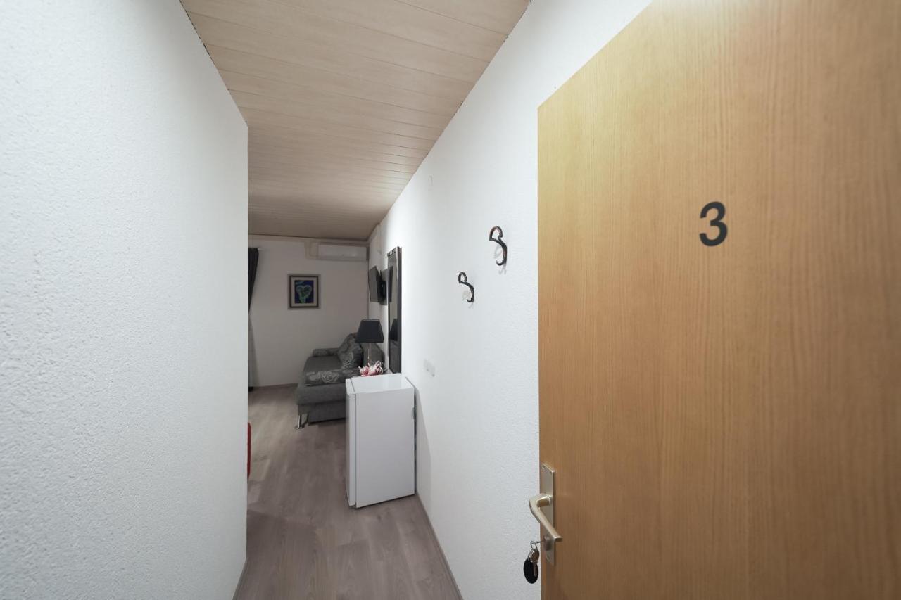 Lanterna Rooms Turanj Εξωτερικό φωτογραφία