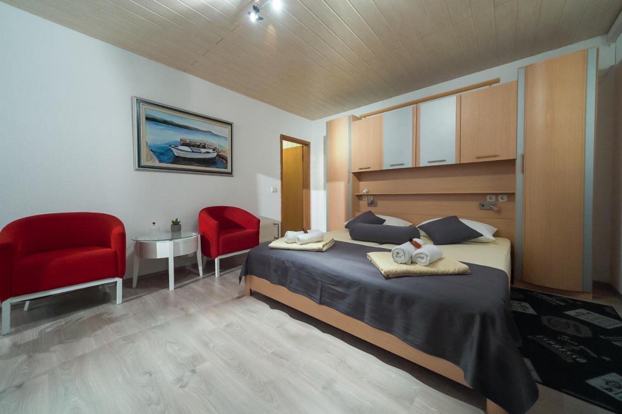 Lanterna Rooms Turanj Εξωτερικό φωτογραφία